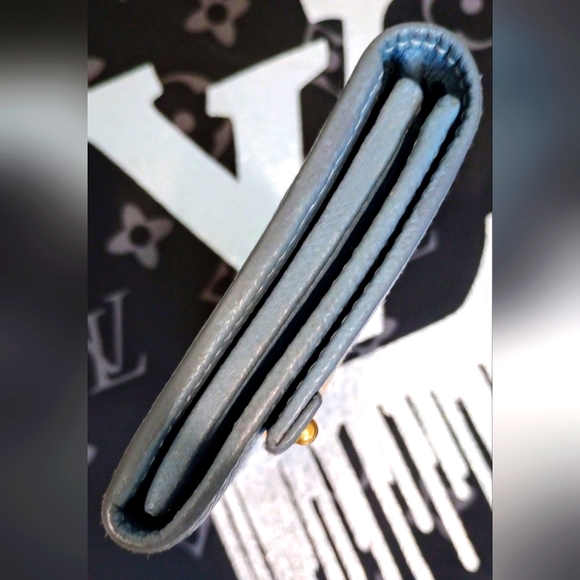 Salvatore Ferragamo Long Leather Wallet EUC - Picture 4 of 16